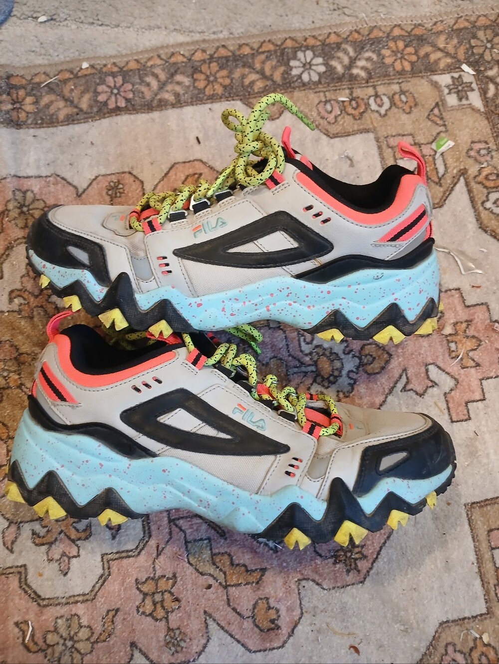Fila Sneakers Sizs 9